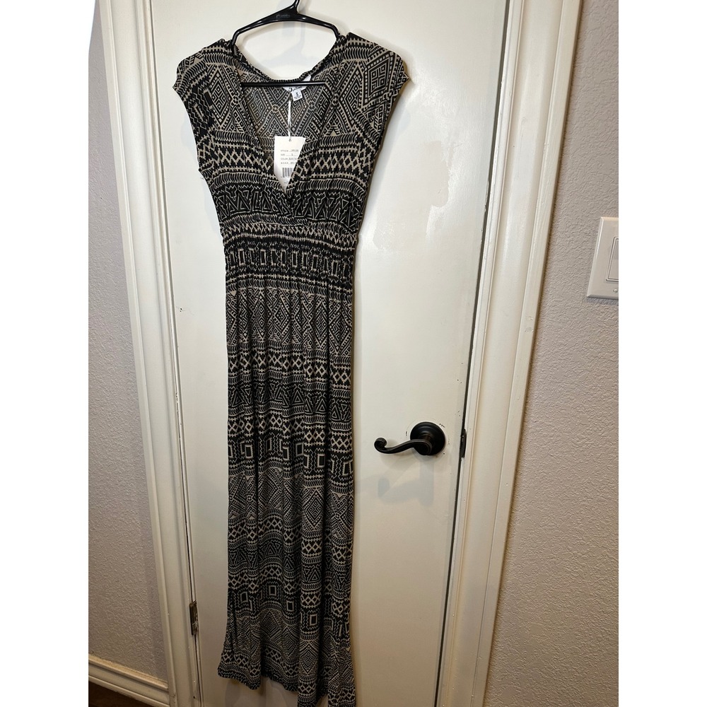 5th & Love Black Taupe Geometric Tribal Print Smocked Maxi Dress LMD-326 Small
